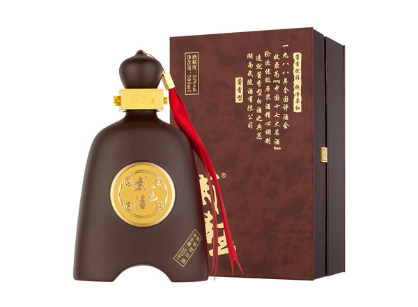 平台武陵酒回收武陵王武王礼盒装白酒