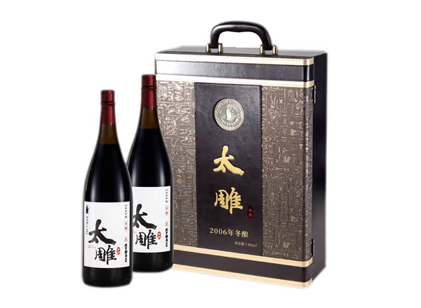 平台回收太雕黄酒咸亨酒店太雕黄酒2006年冬酿1.8KG*2礼盒装绍兴黄酒